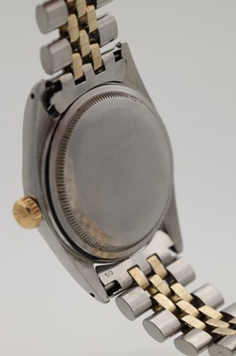 Lot 436 - A VINTAGE ROLEX STEEL AND GOLD OYSTER PERPETUAL DATEJUST WRIST WATCH