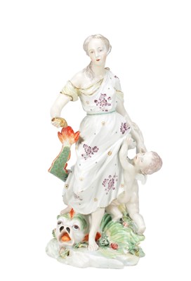 Lot 598 - AN 18TH CENTURY DERBY PORCELAIN FIGURE OF A CLASSICAL MAIDEN WITH PUTTO AND DOLPHIN