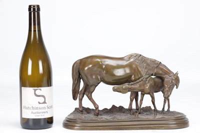 Lot 1081 - AFTER ISIDORE BONHEUR A PATINATED BRONZE GROUP OF A MARE AND FOAL