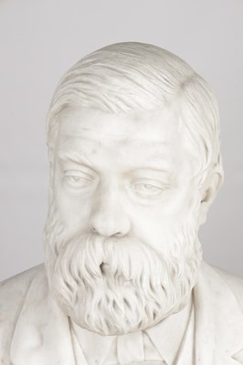 Lot 1125 - E E GEFLOWSKI A PAIR OF LATE 19TH CENTURY MARBLE BUSTS