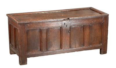 Lot 1507 - A LATE ELIZABETHAN OAK TRAY TOP COFFER