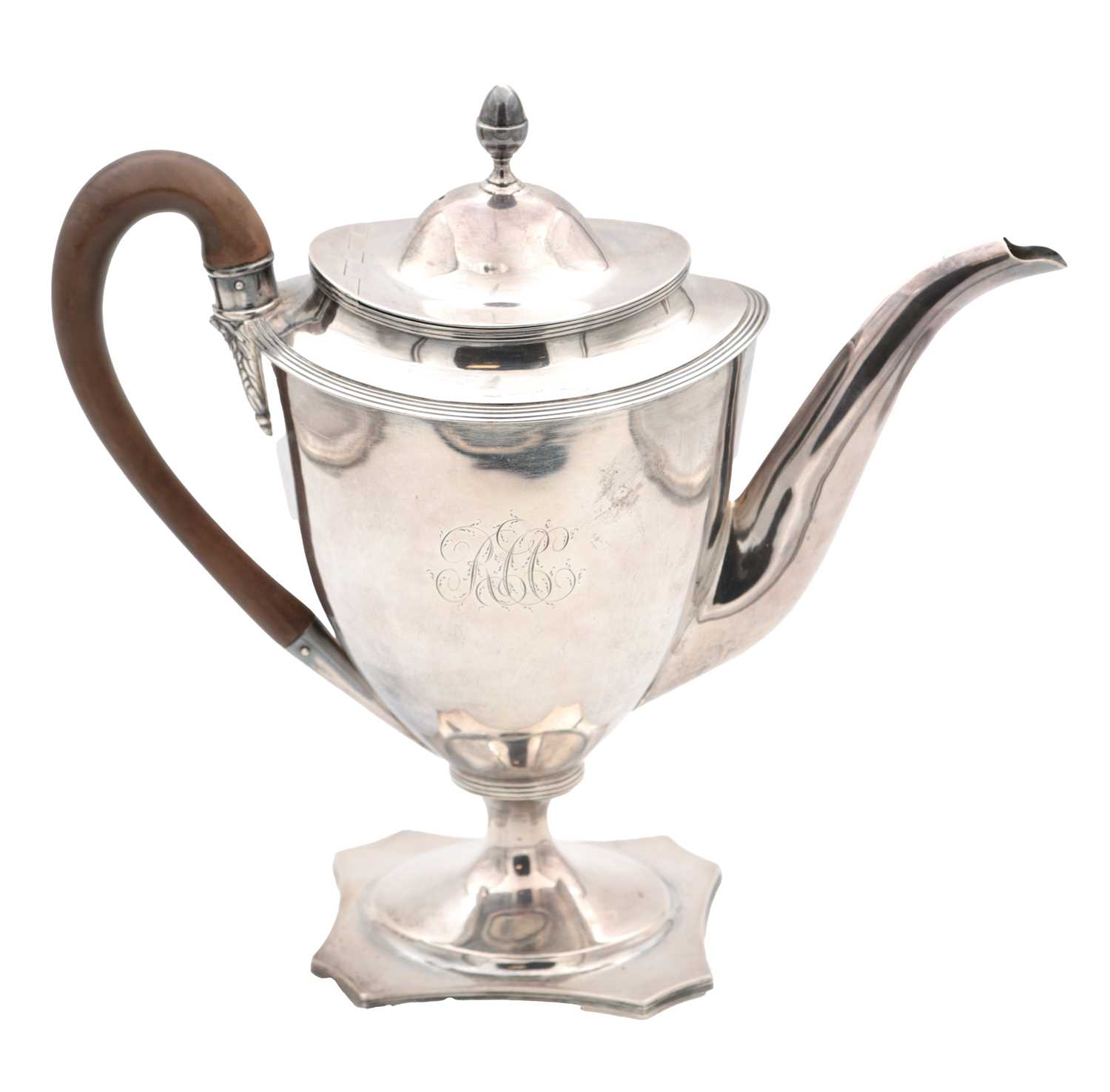 Lot 22 - A GEORGE III ENGLISH PROVINCIAL SILVER COFFEE POT BY HAMPSTON, PRINCE & CATTLES, YORK