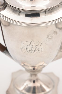 Lot 22 - A GEORGE III ENGLISH PROVINCIAL SILVER COFFEE POT BY HAMPSTON, PRINCE & CATTLES, YORK