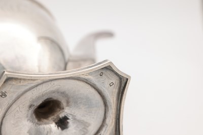 Lot 22 - A GEORGE III ENGLISH PROVINCIAL SILVER COFFEE POT BY HAMPSTON, PRINCE & CATTLES, YORK