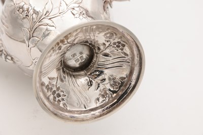 Lot 127 - A GEORGE III ENGLISH SILVER COFFEE POT