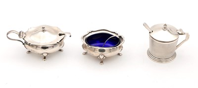 Lot 64 - A COLLECTION OF 20TH CENTURY SILVER AND BLUE GLASS SALTS