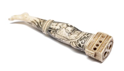 Lot 1087 - AN 20TH CENTURY CONTINENTAL SCRIMSHAW NECESSAIRE FORMED AS A LEG