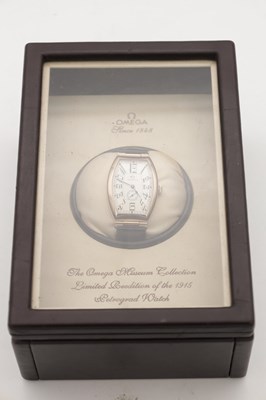 Lot 354 - A GENTLEMAN'S LIMITED EDITION 18CT ROSE GOLD OMEGA MUSEUM COLLECTION 1915 PETROGRAD WRIST WATCH