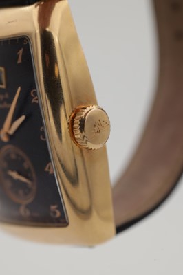 Lot 375 - AN 18CT ROSE GOLD DUBEY & SCHALDENBRAND AERODYN ELITE AUTOMATIC WRIST WATCH