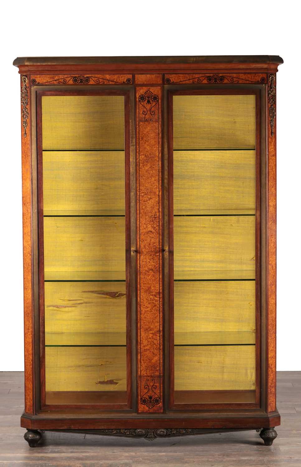 Lot 1544 - A FINE LATE 19TH CENTURY FRENCH ORMOLU MOUNTED AND EBONY STRUNG AMBOINA AND MAHOGANY DISPLAY CABINET IN THE MANNER OF FRANCOIS LINKE