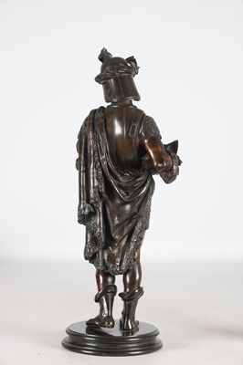 Lot 1035 - A 19TH CENTURY BRONZE FIGURE OF SALADIN