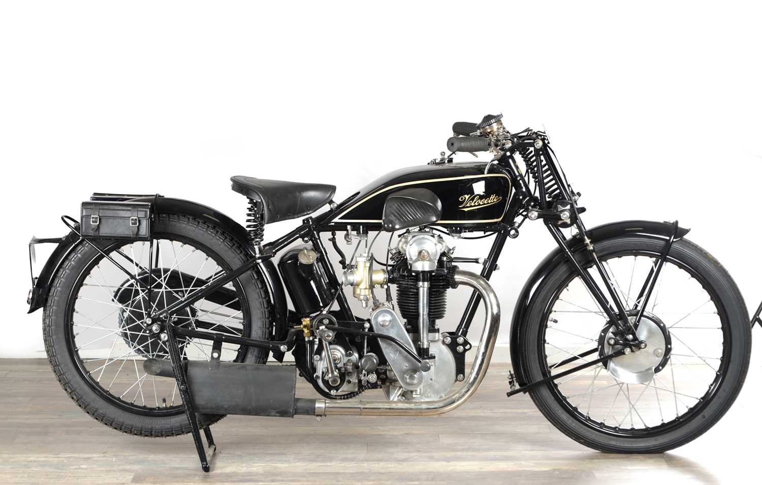 Lot 1480 - A 1929 VELOCETTE KN 350CC MOTORCYCLE