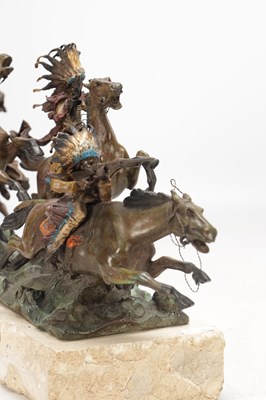 Lot 1097 - CARL KAUBA (AUSTRIAN, 1865-1922) A LARGE COLD PAINTED BRONZE FIGURAL GROUP OF NATIVE AMERICAN WARRIORS ON HORSEBACK