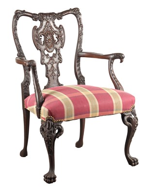 Lot 1663 - AN 18TH CENTURY STYLE MAHOGANY ARMCHAIR